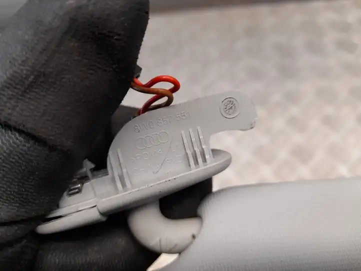 Audi A4 S4 B9 (2015 - 2019) 8W0857551 Солнцезащитный козырек — фото 2