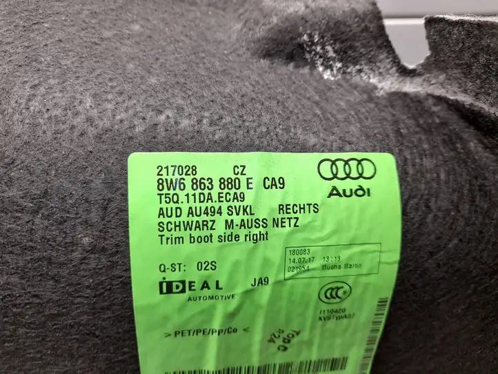 Audi A5 (2016 - ) 8W6863880E Боковая обшивка багажника — фото 2
