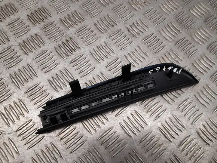 Porsche Panamera (970) (2009 - 2013) 97055564001 Солнцезащитная шторка задней двери — фото 4