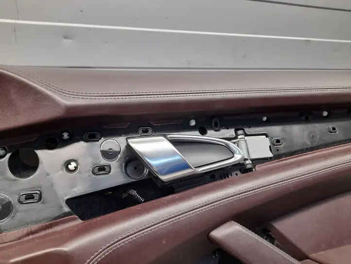 Porsche Panamera (970) (2009 - 2013) Обшивка передней двери — фото 5