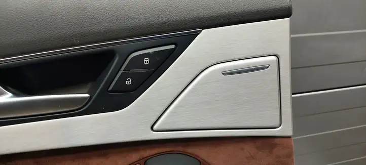 Audi A8 S8 D4 4H (2010 - 2014) 4H0868065A Обшивка задней двери — фото 4