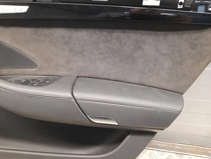 Audi A8 S8 D4 4H (2010 - 2014) 4H4868066 Обшивка задней двери — фото 3