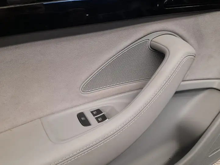 Audi A8 S8 D4 4H (2013 - 2017) 4H4868065B Обшивка задней двери — фото 3