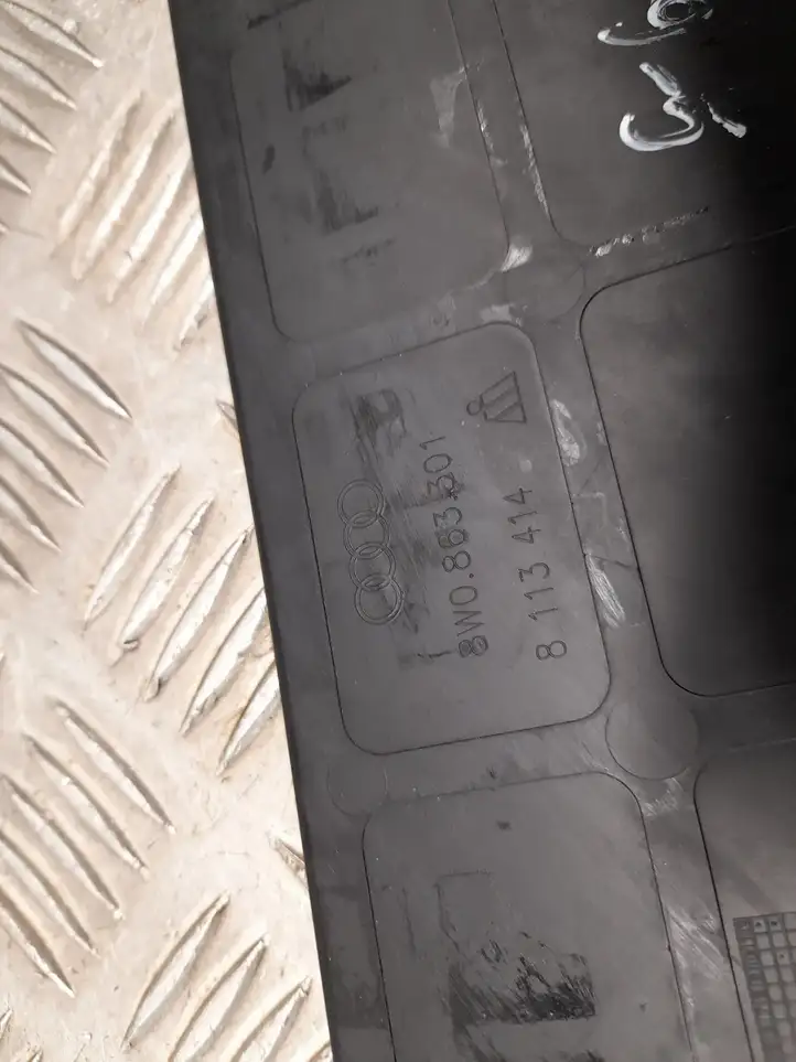 Audi A4 S4 B9 (2015 - 2019) 8W0863301 Коврик ящика — фото 2
