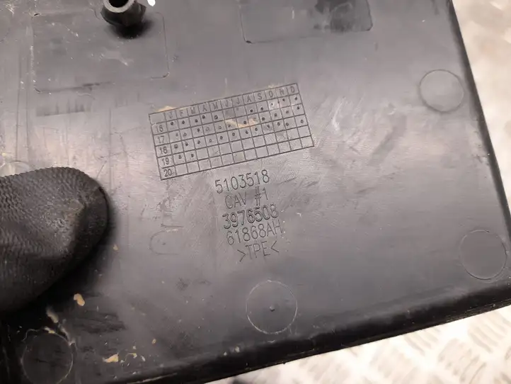 Chrysler Pacifica (2016 - ) 61868AH Коврик ящика — фото 3