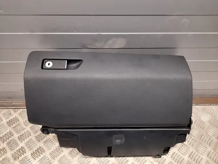 Mercedes-Benz E A207 (2010 - 2017) A2076800213 Бардачок в сборе — фото 8