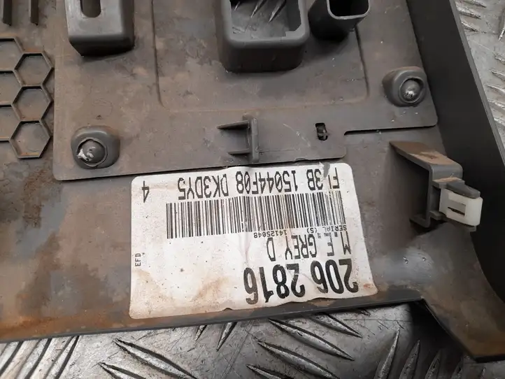 Ford F150 (2014 - 2018) FL3B15044F08 Нижняя отделка панели приборов — фото 2