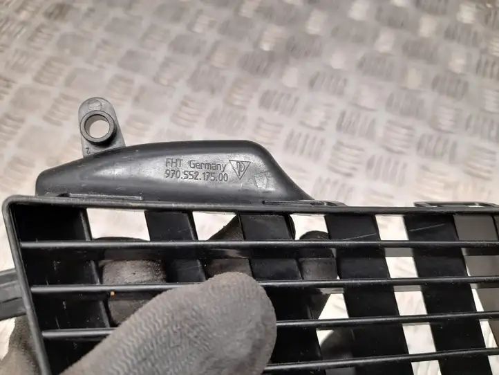 Porsche Panamera (970) (2009 - 2013) 97055217500 Воздушная решетка панели — фото 3