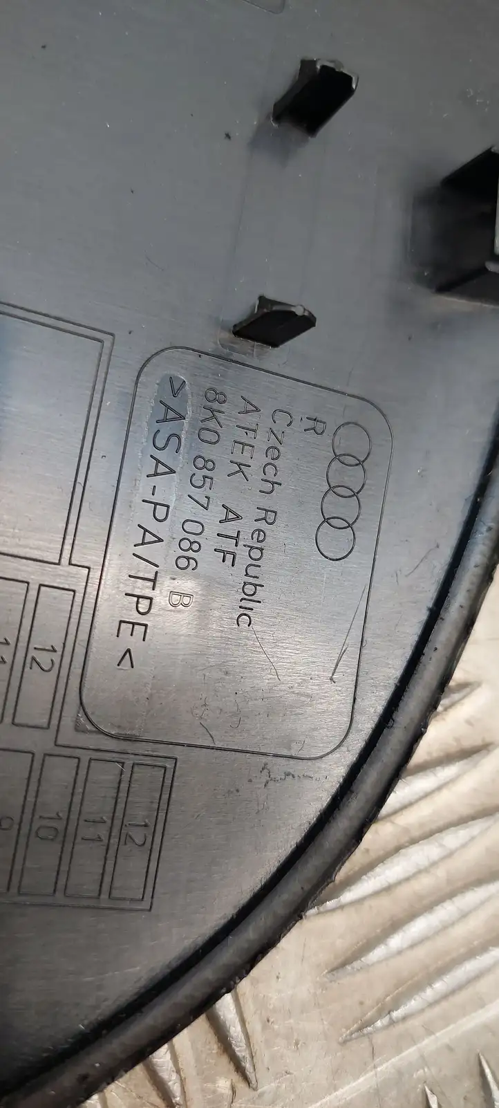 Audi A4 S4 B8 8K (2011 - 2015) 8K0857086 Боковая отделка панели приборов — фото 3