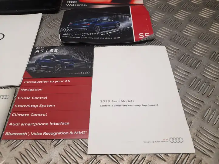 Audi A5 (2016 - ) Сервисная книжка — фото 4