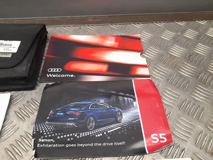 Audi A5 (2016 - ) Сервисная книжка — фото 7