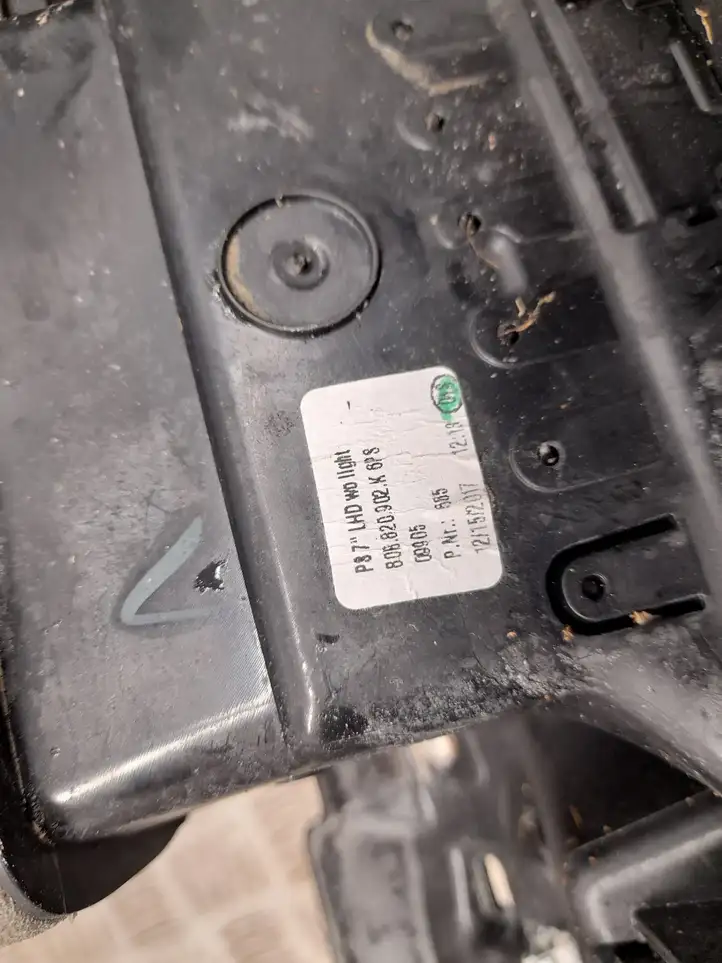 Audi Q5 (2017 - )  80B820902K Центральный дефлектор