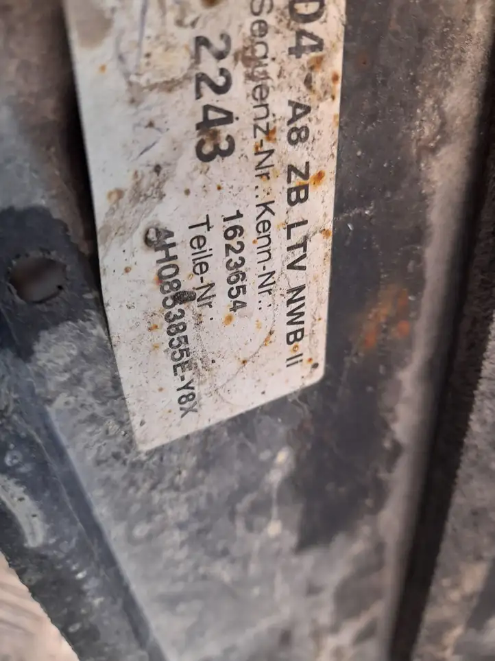 Audi A8 S8 D4 4H (2010 - 2014) 4H0853855E Порог кузова — фото 4