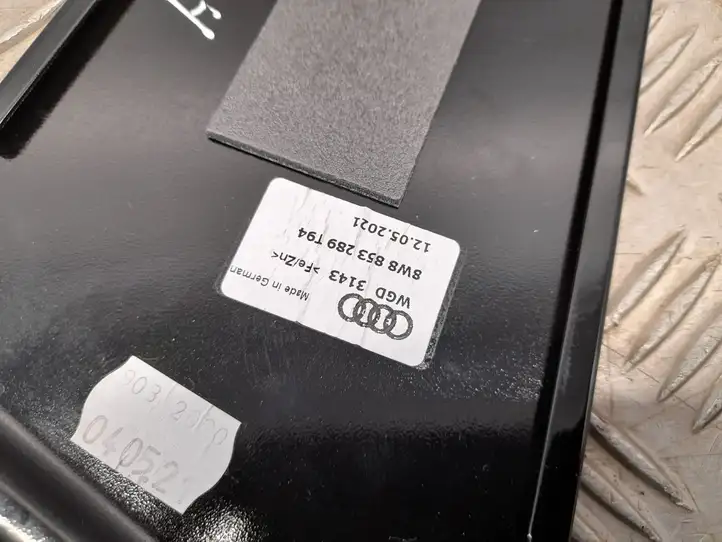 Audi A5 (2016 - ) 8W8853289 Накладка стекла передней двери — фото 2