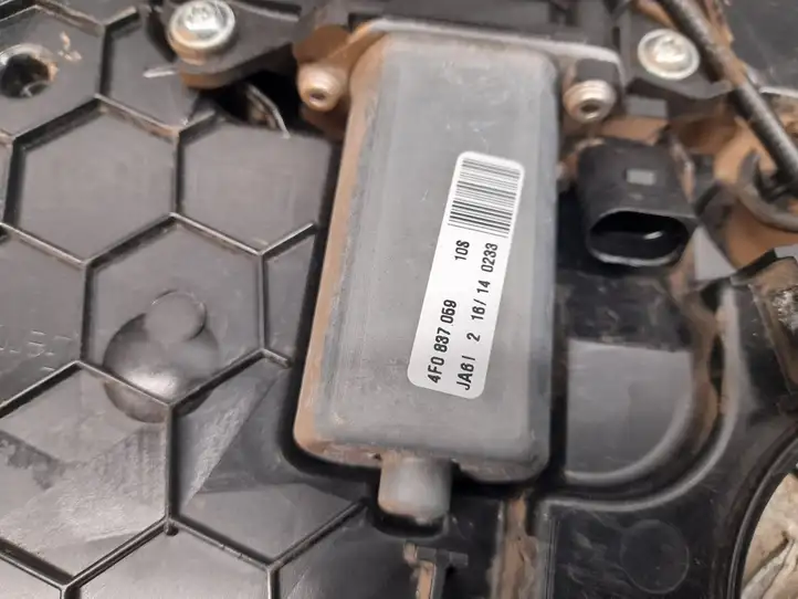 Audi A8 S8 D4 4H (2013 - 2017) 4F0837059 Ограничитель задней двери — фото 2