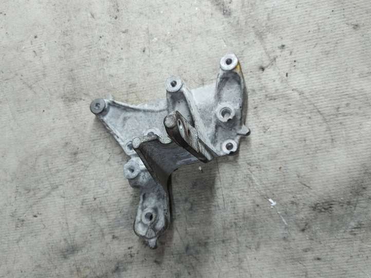 9656392880 Ford Galaxy EGR aušintuvo kronšteinas