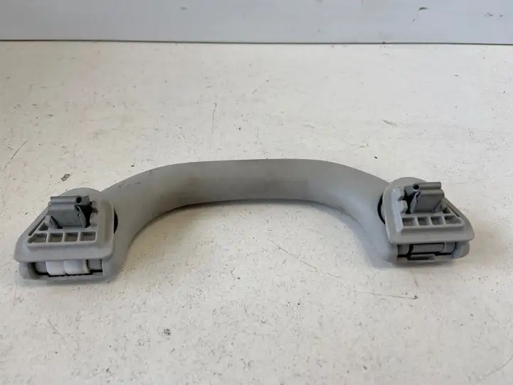 Skoda Octavia Mk3 (5E) (2013 - 2019) 561857607b Потолочная ручка передняя — фото 1