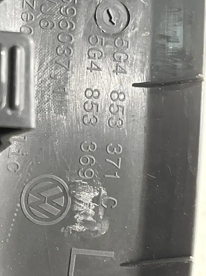 Volkswagen Golf VII (2013 - 2019) 5G4853371C Внутренняя отделка переднего порога — фото 2