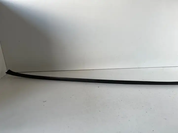 Volkswagen PASSAT B7 (2011 - 2014) 3C0854327B Накладка стоек лобового стекла — фото 1