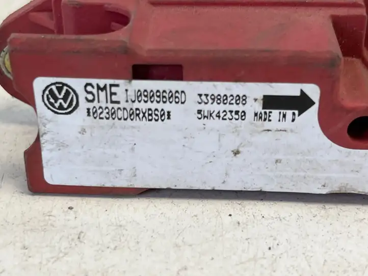 Volkswagen Golf IV (1998 - 2005) 1J0909606D Датчик удара SRS — фото 2