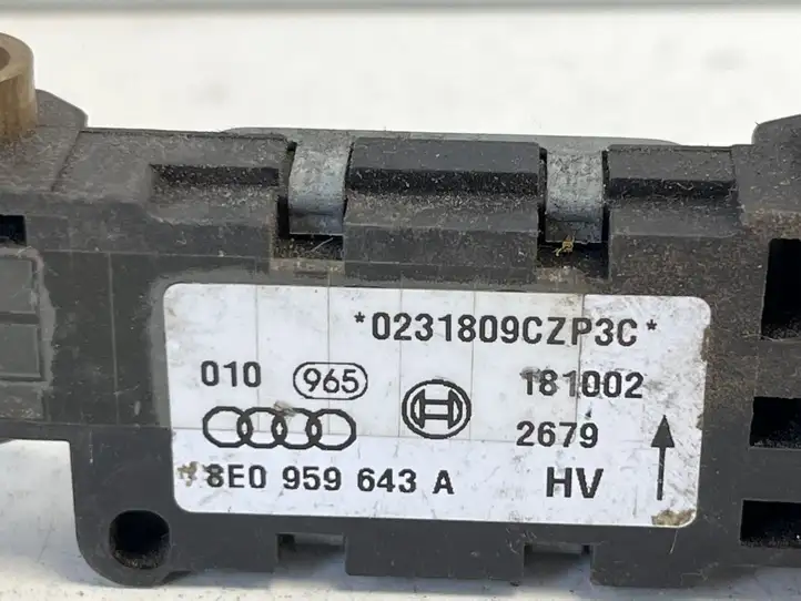 Audi A4 S4 B7 8E 8H (2004 - 2009) 8E0959643A Датчик удара SRS — фото 2