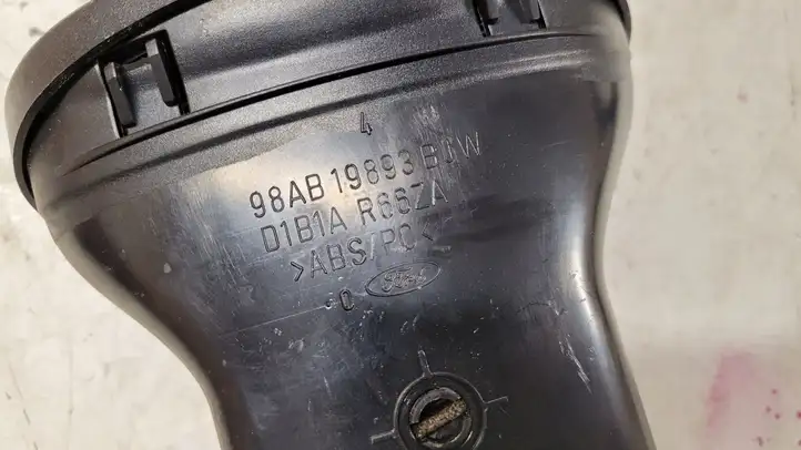 Ford Focus (1998 - 2004) 98AB19893BJW Боковой воздушный дефлектор — фото 3