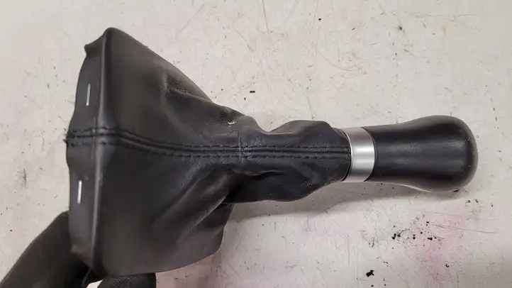 Mercedes-Benz C W204 (2007 - 2014) A2042672310 Ручка КПП — фото 6
