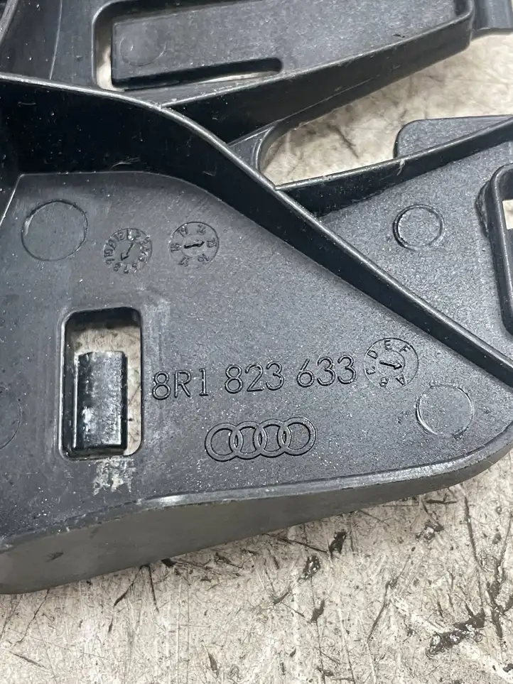 Porsche Macan (95B) (2014 - 2018) 8R1823633 Ручка открытия капота — фото 2