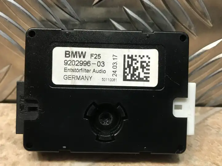 BMW X3 F25 (2010 - 2017) 9202996 Фильтр антенны — фото 7