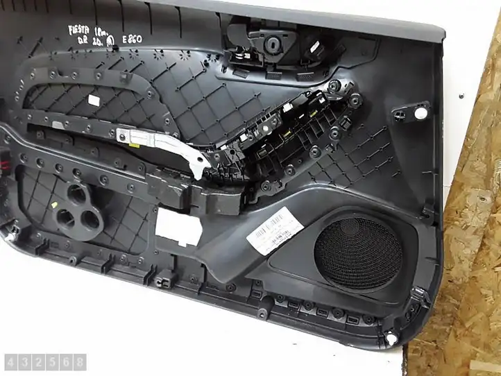 Ford Fiesta (2017 - ) B23942CL1GKE Обшивка передней двери — фото 6