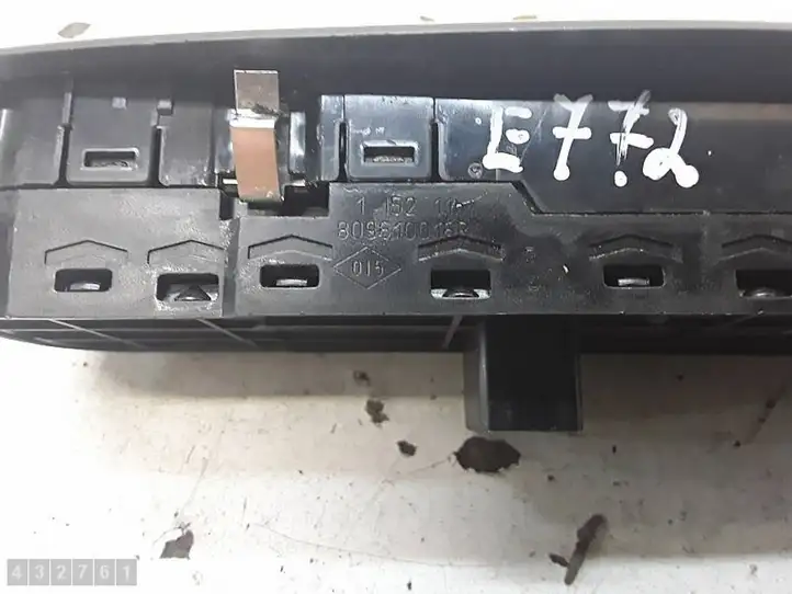 Renault Scenic III - Grand scenic III (2009 - 2016) 809610016R Блок кнопок стеклоподъемников — фото 3