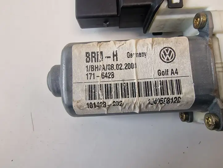 Volkswagen Golf IV (1998 - 2005) 1J4959812C Стеклоподъемник задней двери — фото 4