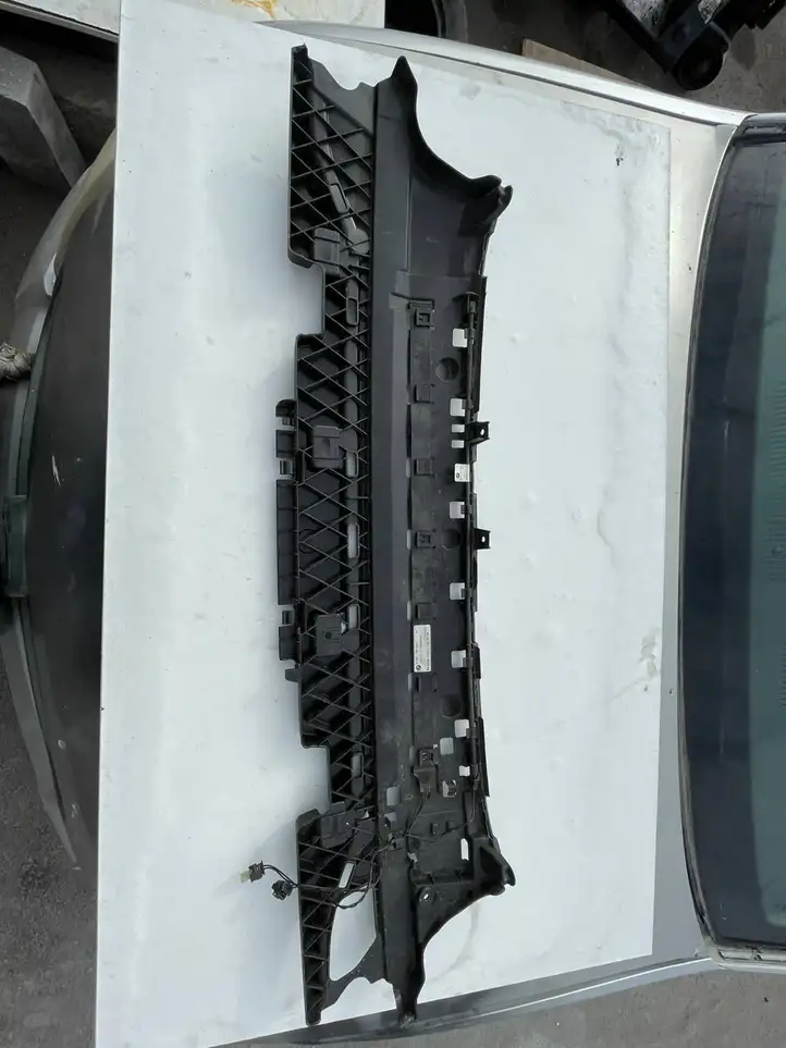 BMW 5 G30 G31 (2016 - ) 8064714 Усилитель заднего бампера — фото 2