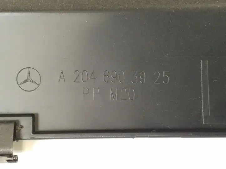 Mercedes-Benz C W204 (2007 - 2014) A2046903925 Внутренняя отделка заднего порога — фото 3