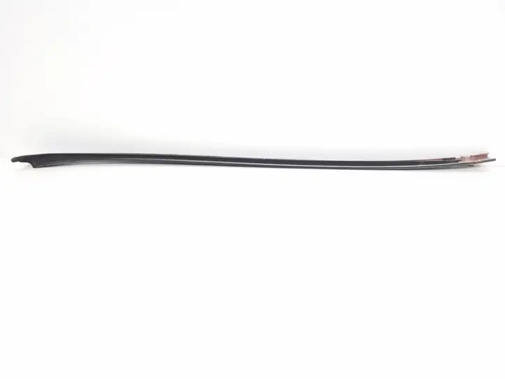 Mercedes-Benz C W204 (2007 - 2014) A2046901962 Накладка стоек лобового стекла — фото 5