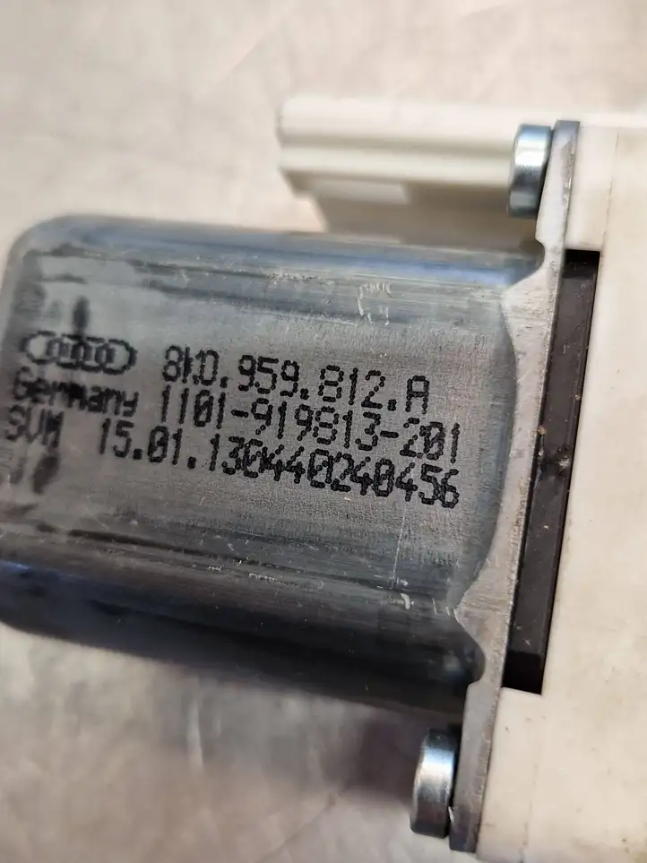 Audi A4 S4 B8 8K (2011 - 2015) 8K0959812A Стеклоподъемник задней двери — фото 3