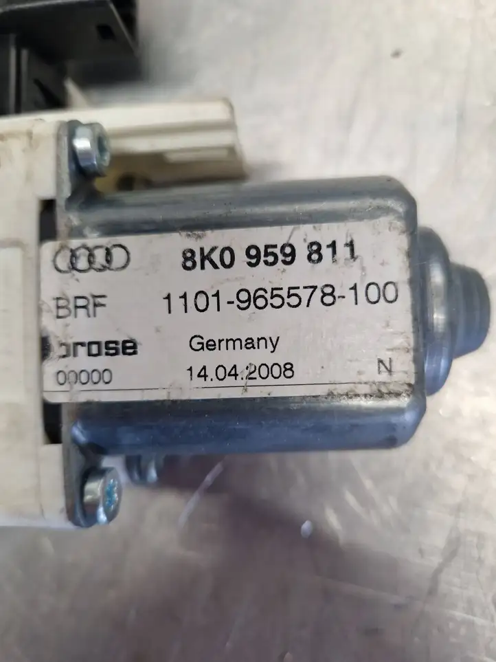 Audi A4 S4 B8 8K (2011 - 2015) 8K0959811 Стеклоподъемник задней двери — фото 3