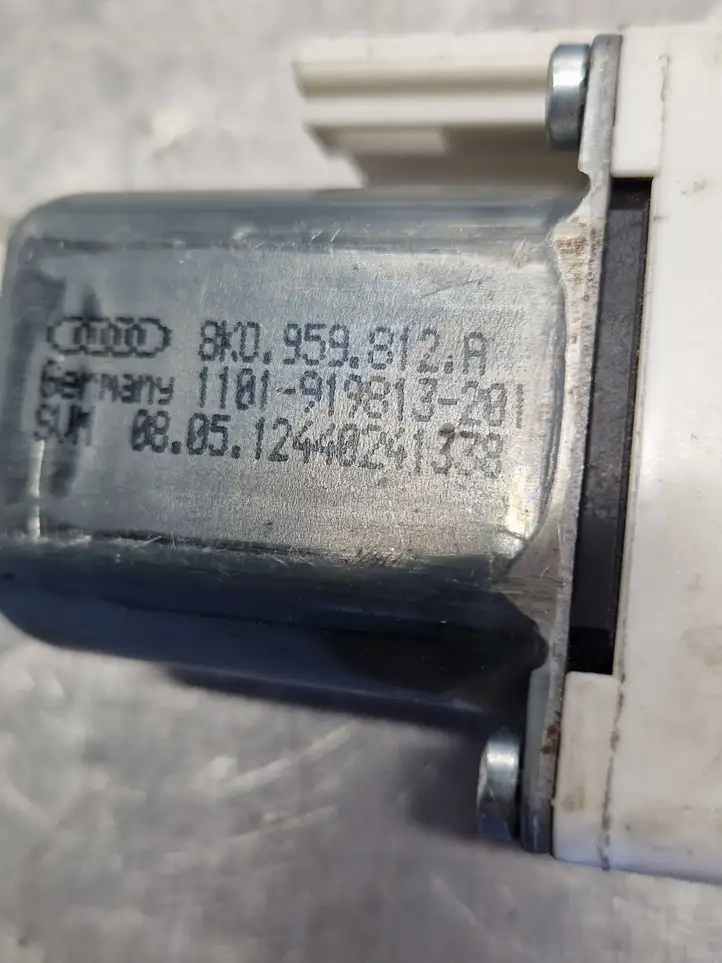 Audi A4 S4 B8 8K (2011 - 2015) 8K0959812A Стеклоподъемник задней двери — фото 3