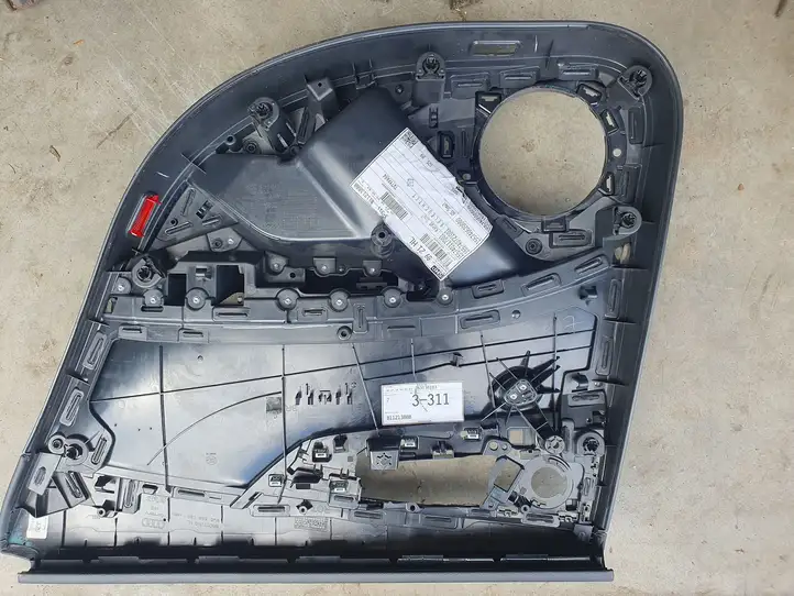 Audi A4 S4 B9 (2015 - 2019) 8W0867317 Обшивка задней двери — фото 6