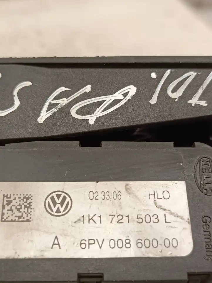 Volkswagen PASSAT B6 (2005 - 2010) 1K1721503L Педаль акселератора — фото 4