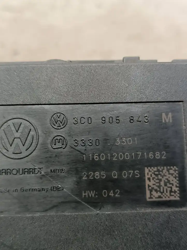 Volkswagen PASSAT B6 (2005 - 2010) 3C0905843M Замок зажигания — фото 3