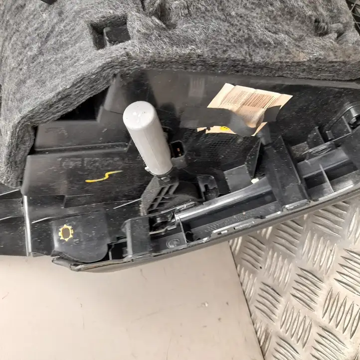 Audi A7 S7 4G (2010 - 2014) 4G8857035C Бардачок в сборе — фото 5