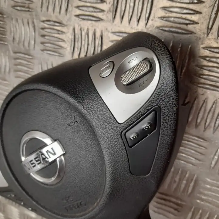 Nissan Juke I F15 (2010 - 2018) NK70S1A10 Подушка безопасности руля — фото 2