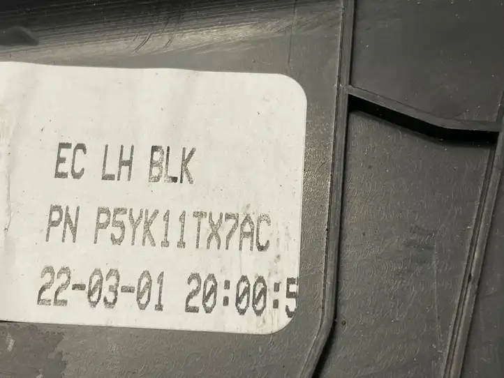 Dodge Ram (2018 - ) 5YK11TRMAB Боковая отделка панели приборов — фото 8