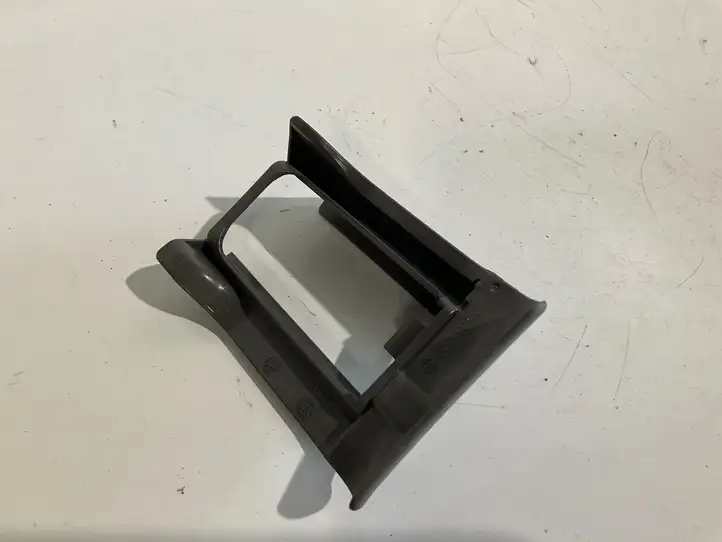 Mercedes-Benz E W211 (2002 - 2009)  2119192420 Отделка лыжи переднего сиденья пассажира