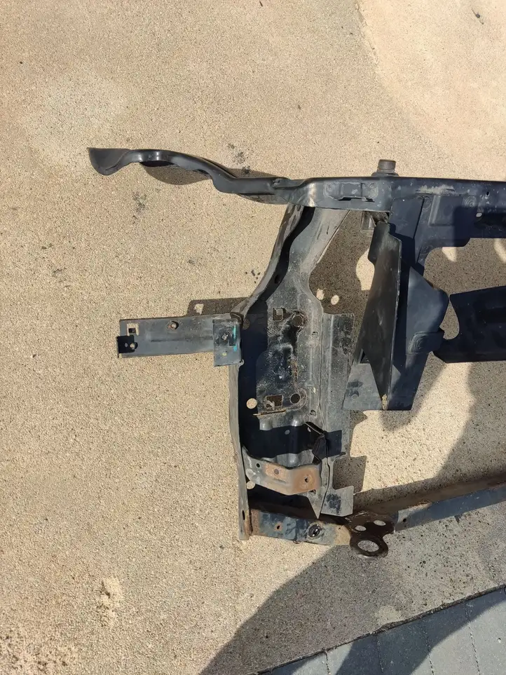 Nissan Qashqai (2006 - 2010) 62822JD50A Панель радиаторов двигателя — фото 9
