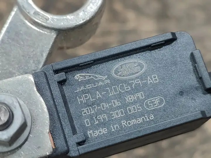 Land Rover Discovery 5 (2016 - ) HY3214301AC Минусовой провод аккумулятора — фото 4