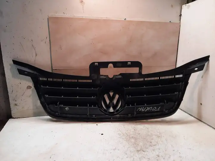 Volkswagen Touran I (2003 - 2010) 1K0853653 Передняя решетка — фото 3