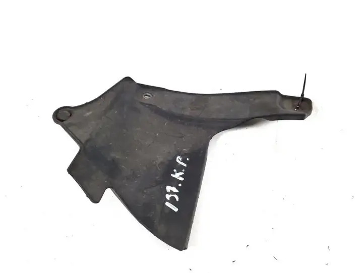 Toyota Previa (XR30, XR40) II (2000 - 2006) 53737-28020 Защита двигателя — фото 1