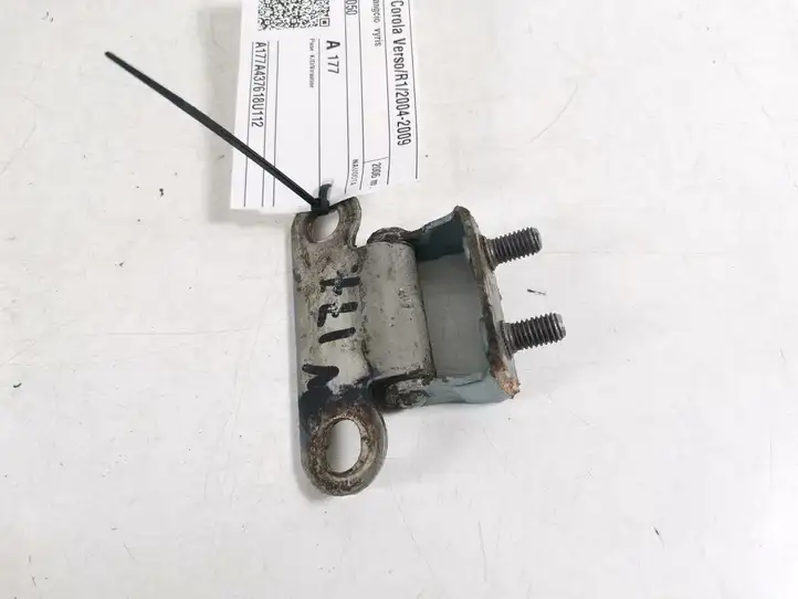 Toyota Corolla Verso AR10 (2004 - 2009) 68810-21050 Петли крышки багажника — фото 2